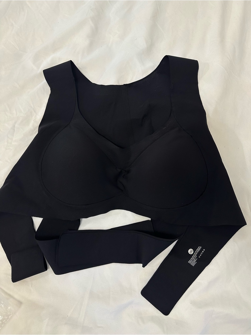 Ionix labs-Seamless Black Supportive Wireless Bra Top